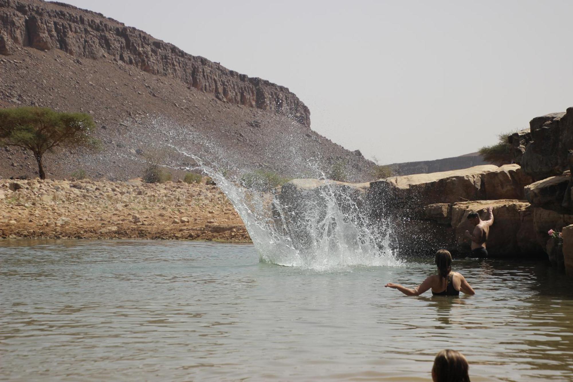 Bivouac Les Nomades & Foum Zguid To Chegaga Tours Hotel ภายนอก รูปภาพ