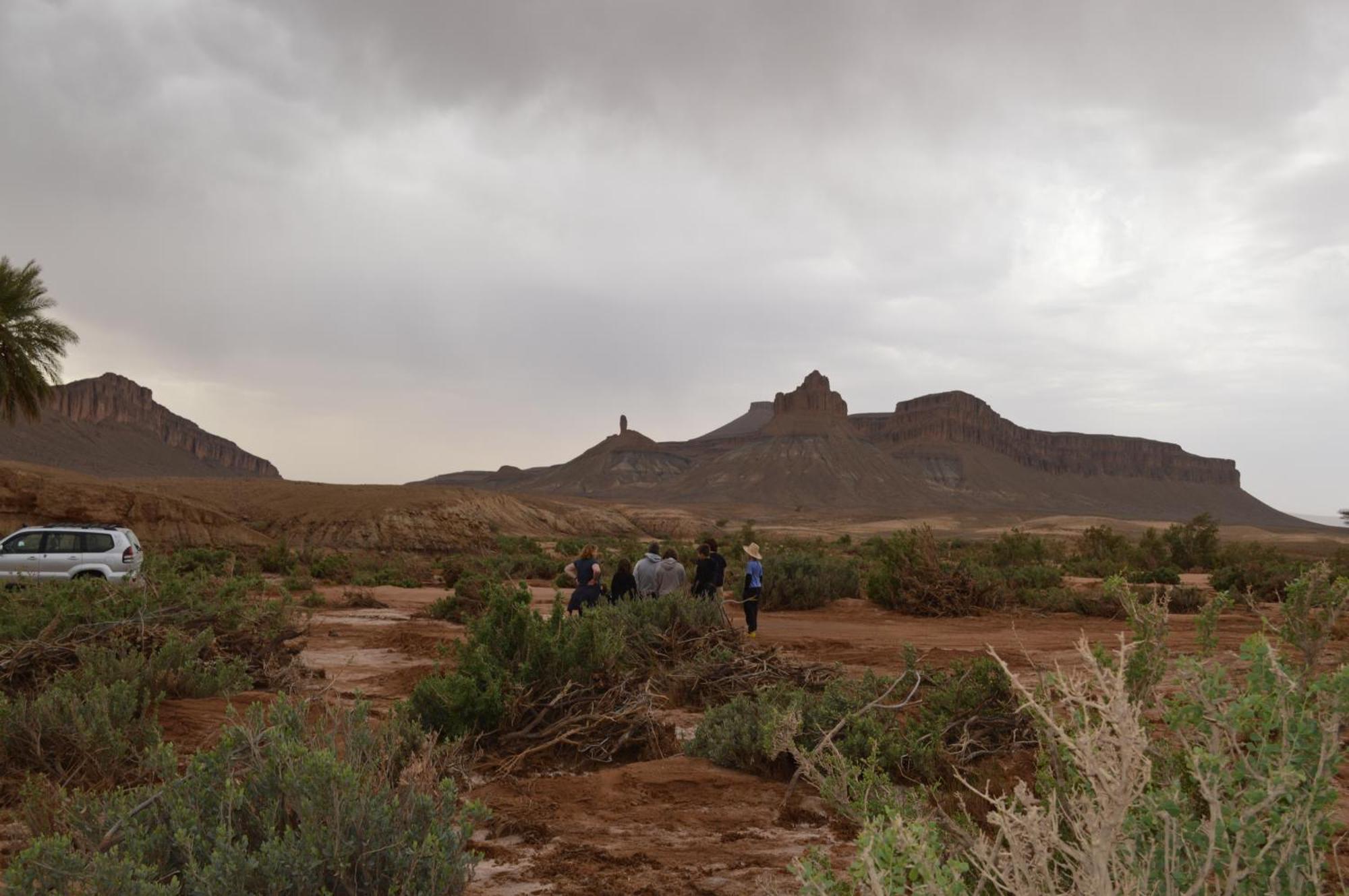 Bivouac Les Nomades & Foum Zguid To Chegaga Tours Hotel ภายนอก รูปภาพ